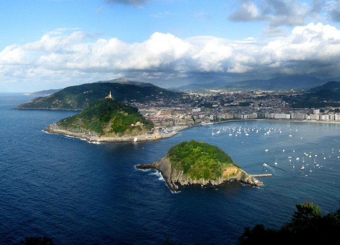 San-Sebastian-wallpaper-Spain