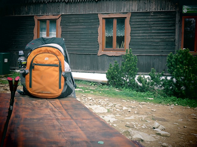 backpack-333650_640