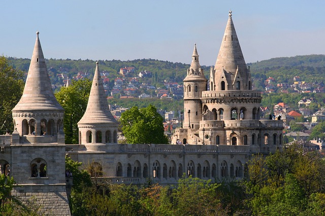 fishermens-bastion-377906_640