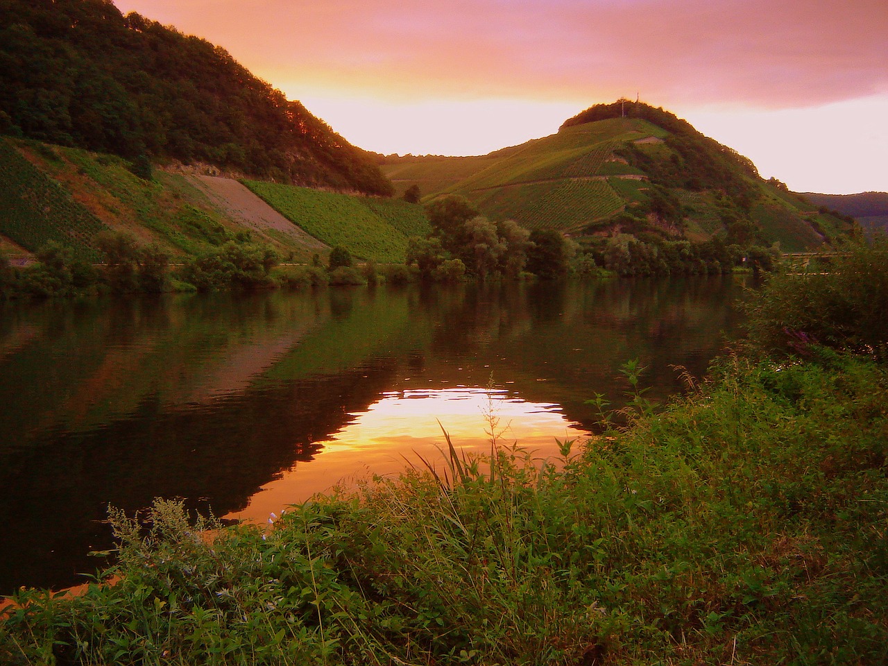 Exploring the Moselle