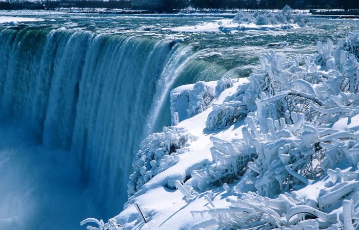 1984-02_Niagara_Falls_21