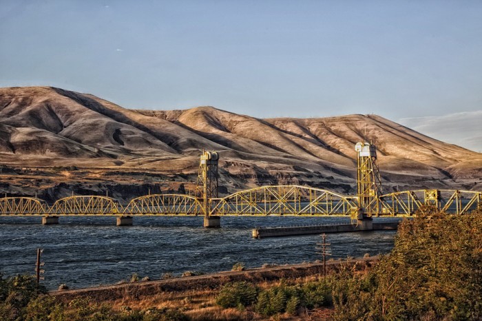 columbia-river-397834_960_720