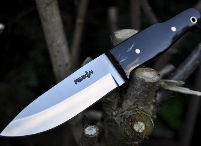 bushcraft-knife-01-carbon-steel-buffalo-horn-handle-412-p-660x480