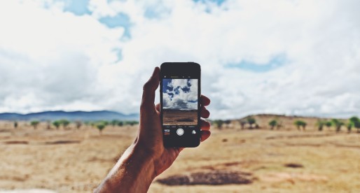 How to Take Awesome Travel Photos with Your Phone